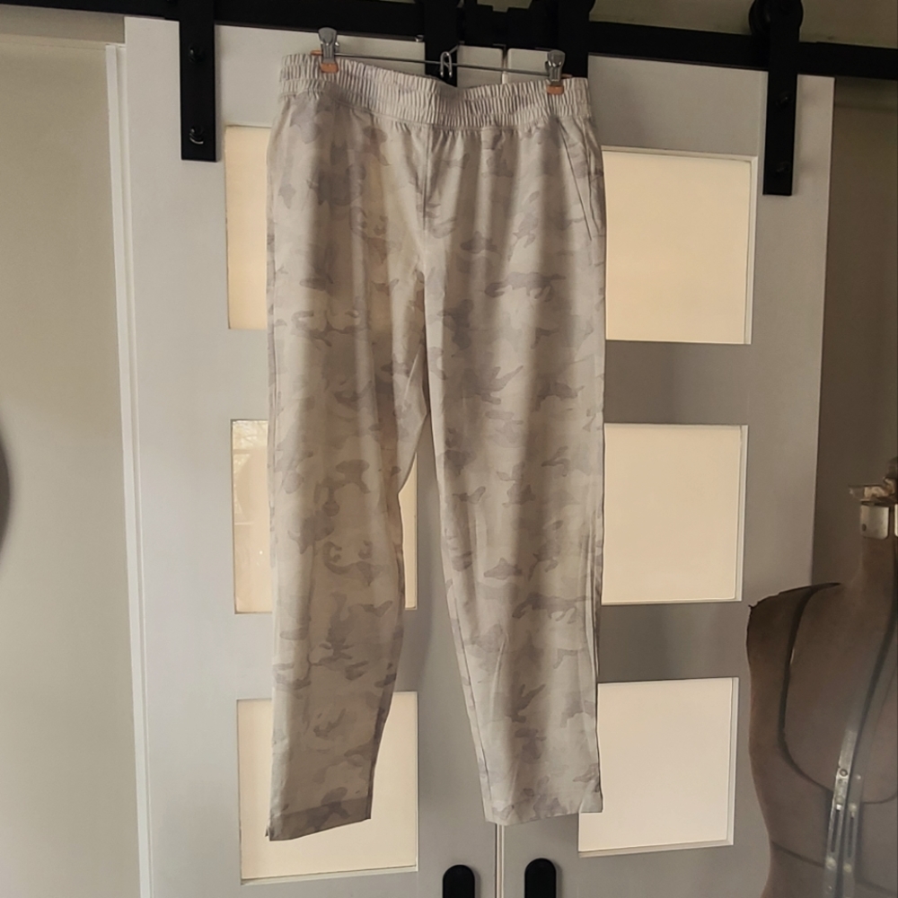 Gap pants